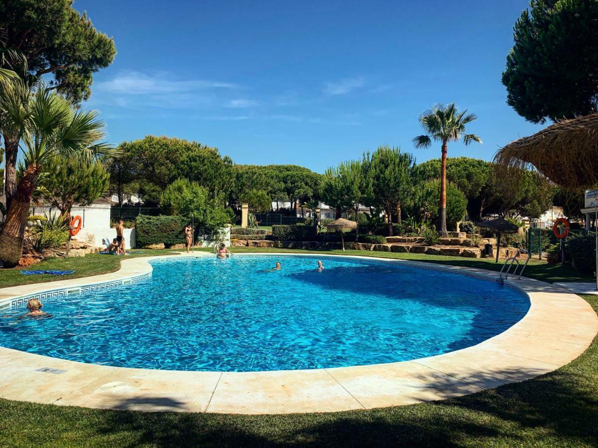 Fantastic 3-Bedroom Holiday Home Including Tennis And Pool Near Golf Course El Portil Bagian luar foto
